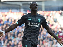 ����� ����