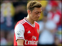 ����� ����