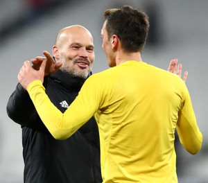 ������  ������� � ����� ����