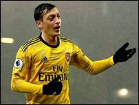 ����� ����