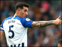 ����� ����