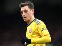 ����� ����