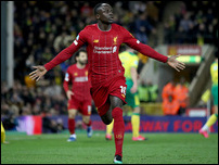 ����� ����