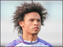 ����� ����