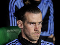 ����� ����