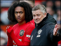 ����� ����