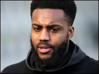 ����� ����