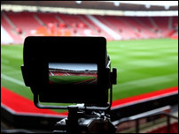 ��-������