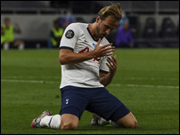 ����� ����