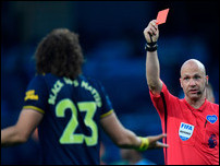 ����� ����