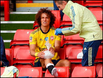 ����� ����