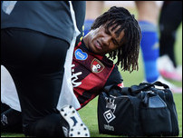 ����� ���