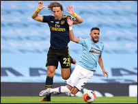 ����� ����