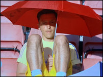 ����� ����