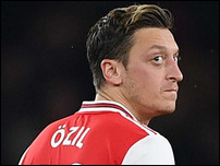 ����� ����