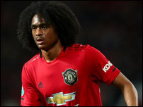 ����� ����