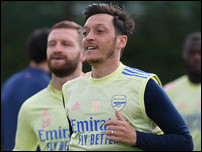 ����� ����