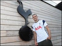 ����� ����