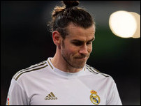 ����� ����