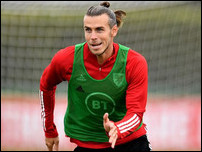 ����� ����