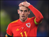 ����� ����