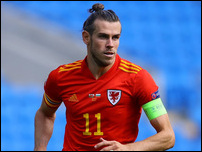 ����� ����