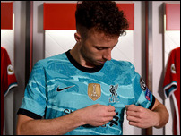 ����� ����