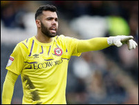 ����� ����