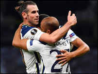 ����� ����