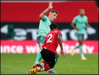 ���� ����