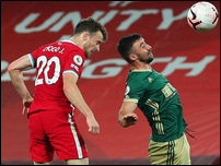 ����� ����