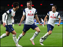 ����� ����