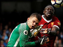 �������