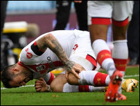 ����� ����