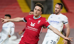 ����� ����