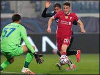 ����� ����