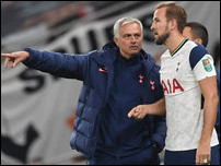 ����� ����