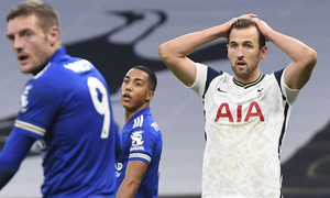 ����� ����