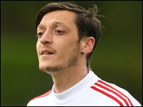 ����� ����