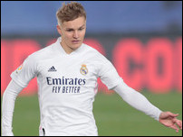 ������ ������