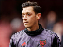 ����� ����