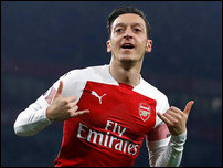 ����� ����