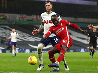 ����� ����