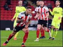 ����� ����