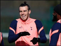 ����� ����