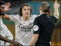 ����� ����