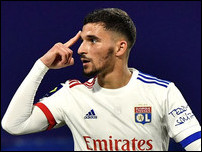 ����� ����