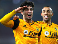 ����� ����