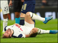 ����� ����