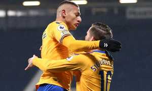 ����������